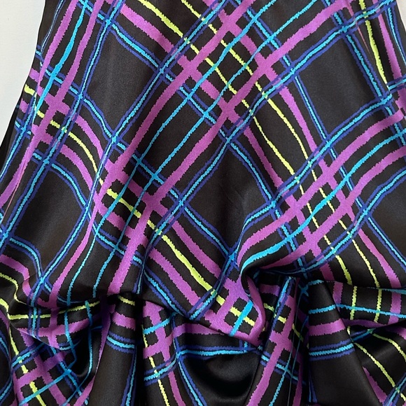 Fun bright punk plaid party dress with a purple sash size 9. Medium short - Picture 5 of 5